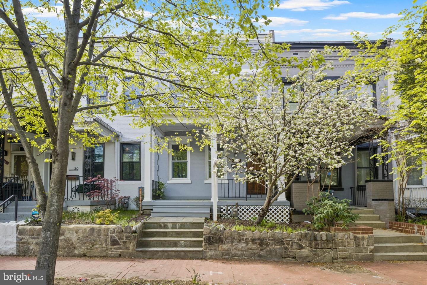 32 RANDOLPH PL NW, WASHINGTON, District Of Columbia 20001, 3 Bedrooms Bedrooms, ,1 BathroomBathrooms,Residential,For sale,32 RANDOLPH PL NW,DCDC2194604 MLS # DCDC2194604