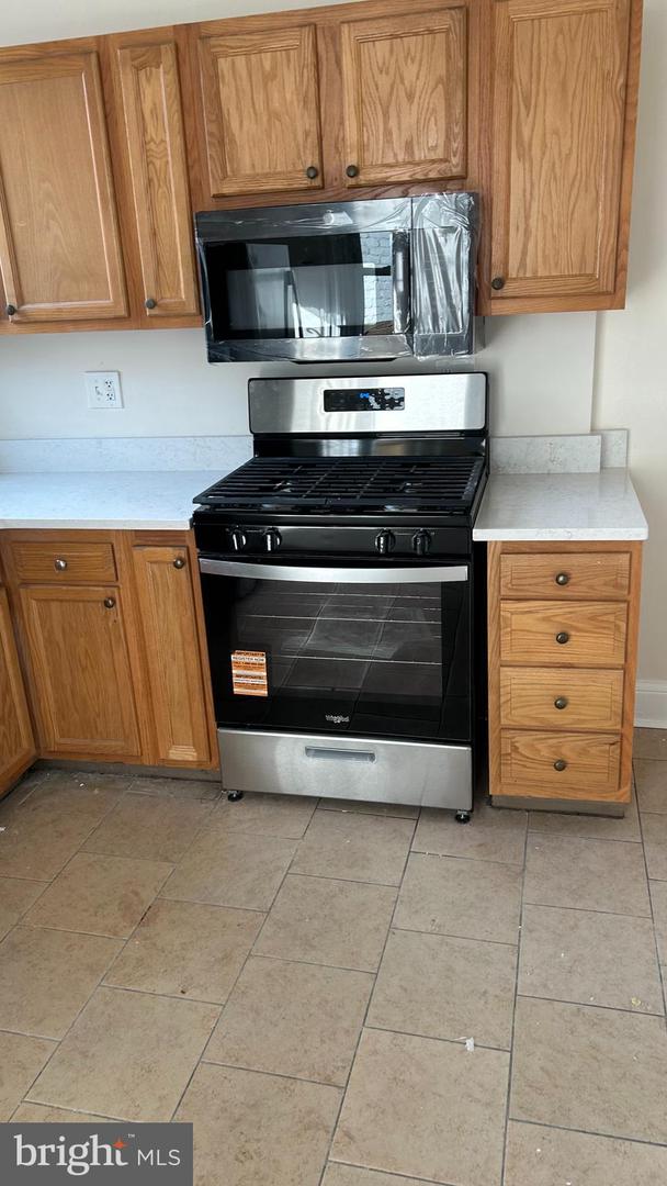 32 RANDOLPH PL NW, WASHINGTON, District Of Columbia 20001, 3 Bedrooms Bedrooms, ,1 BathroomBathrooms,Residential,For sale,32 RANDOLPH PL NW,DCDC2194604 MLS # DCDC2194604