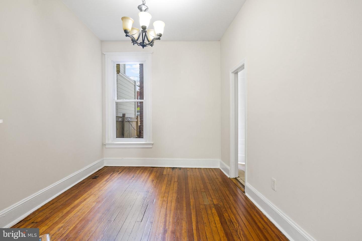 32 RANDOLPH PL NW, WASHINGTON, District Of Columbia 20001, 3 Bedrooms Bedrooms, ,1 BathroomBathrooms,Residential,For sale,32 RANDOLPH PL NW,DCDC2194604 MLS # DCDC2194604