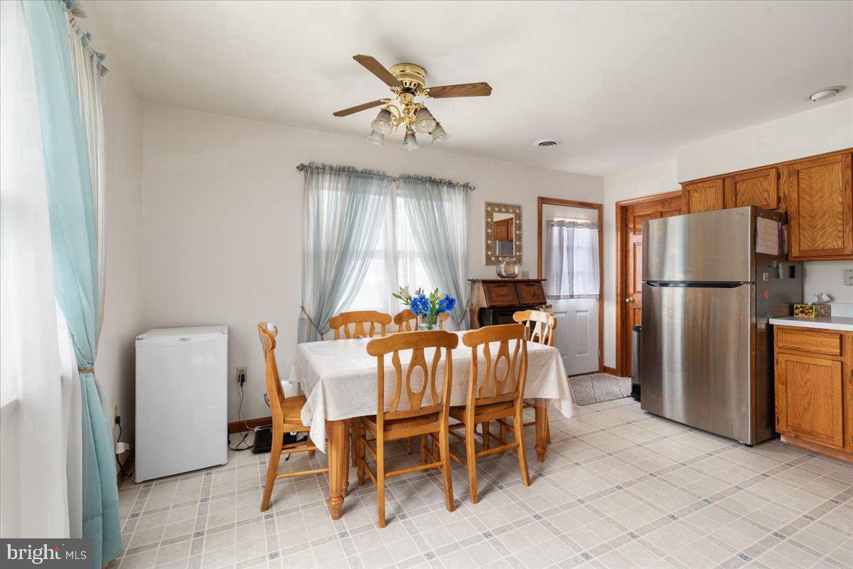 709 DICKS HOLLOW RD, WINCHESTER, Virginia 22603, 3 Bedrooms Bedrooms, ,2 BathroomsBathrooms,Residential,For sale,709 DICKS HOLLOW RD,VAFV2034758 MLS # VAFV2034758