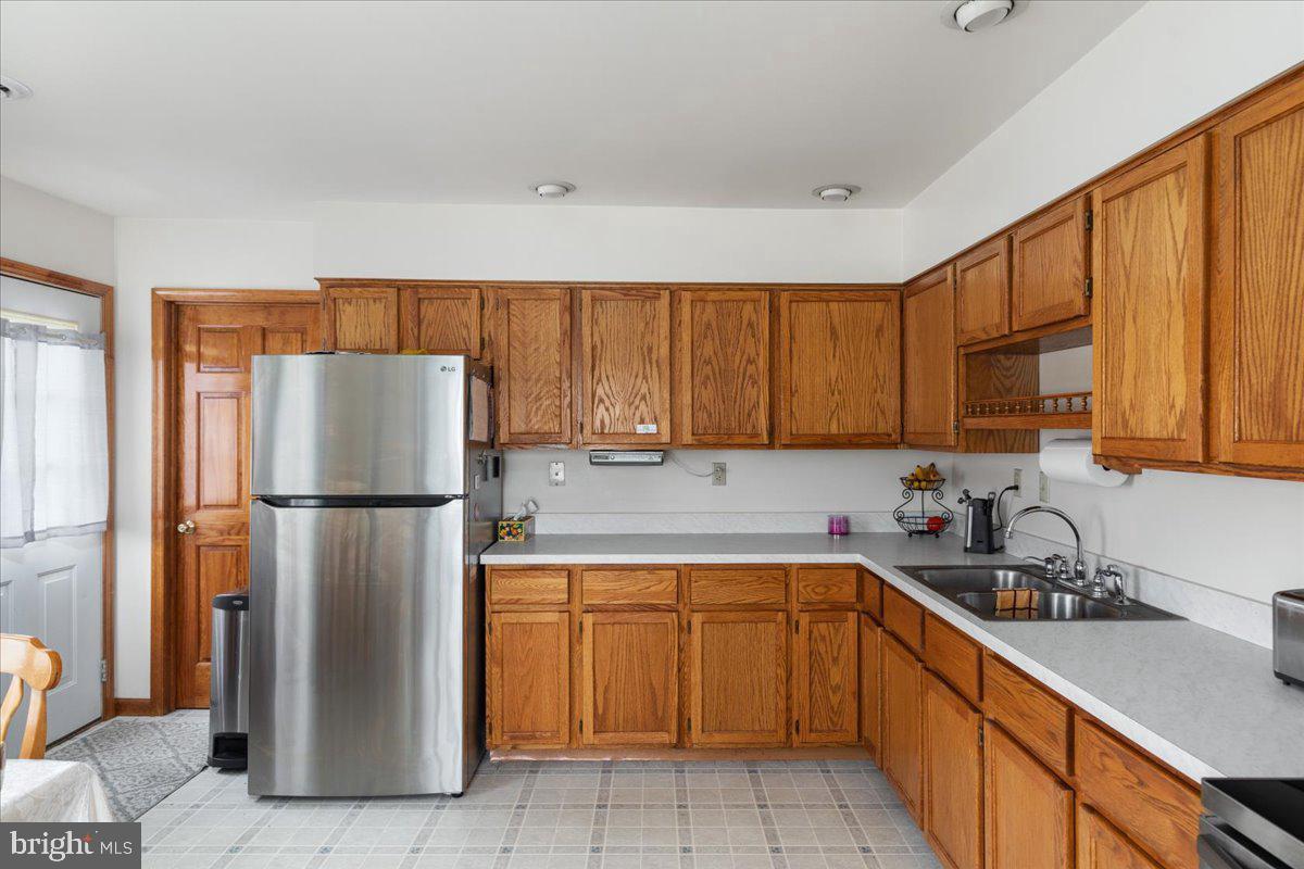 709 DICKS HOLLOW RD, WINCHESTER, Virginia 22603, 3 Bedrooms Bedrooms, ,2 BathroomsBathrooms,Residential,For sale,709 DICKS HOLLOW RD,VAFV2034758 MLS # VAFV2034758