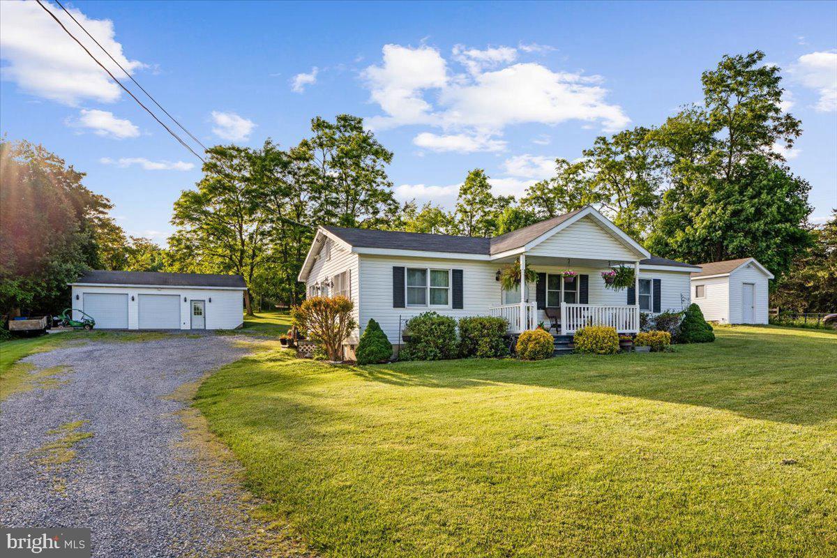 709 DICKS HOLLOW RD, WINCHESTER, Virginia 22603, 3 Bedrooms Bedrooms, ,2 BathroomsBathrooms,Residential,For sale,709 DICKS HOLLOW RD,VAFV2034758 MLS # VAFV2034758