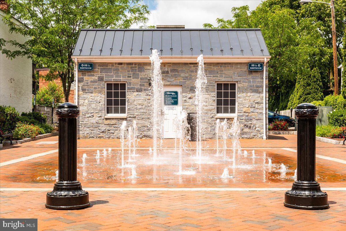 709 DICKS HOLLOW RD, WINCHESTER, Virginia 22603, 3 Bedrooms Bedrooms, ,2 BathroomsBathrooms,Residential,For sale,709 DICKS HOLLOW RD,VAFV2034758 MLS # VAFV2034758