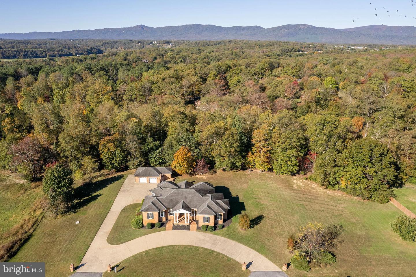 177 HATCHER DR, FRONT ROYAL, Virginia 22630, 4 Bedrooms Bedrooms, 12 Rooms Rooms,4 BathroomsBathrooms,Residential,For sale,177 HATCHER DR,VAWR2011552 MLS # VAWR2011552