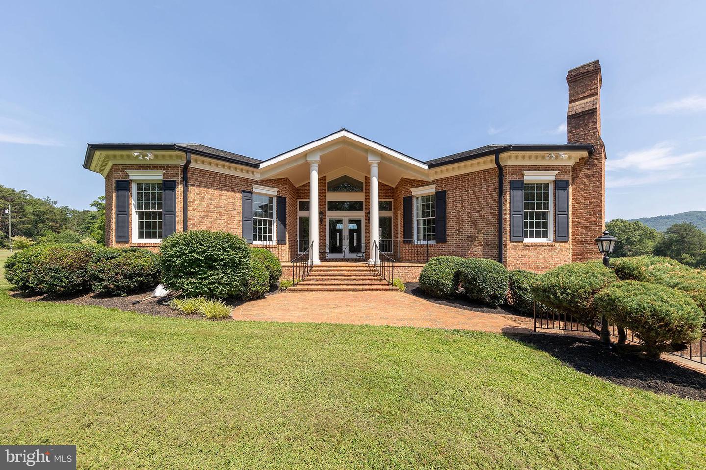 177 HATCHER DR, FRONT ROYAL, Virginia 22630, 4 Bedrooms Bedrooms, 12 Rooms Rooms,4 BathroomsBathrooms,Residential,For sale,177 HATCHER DR,VAWR2011552 MLS # VAWR2011552