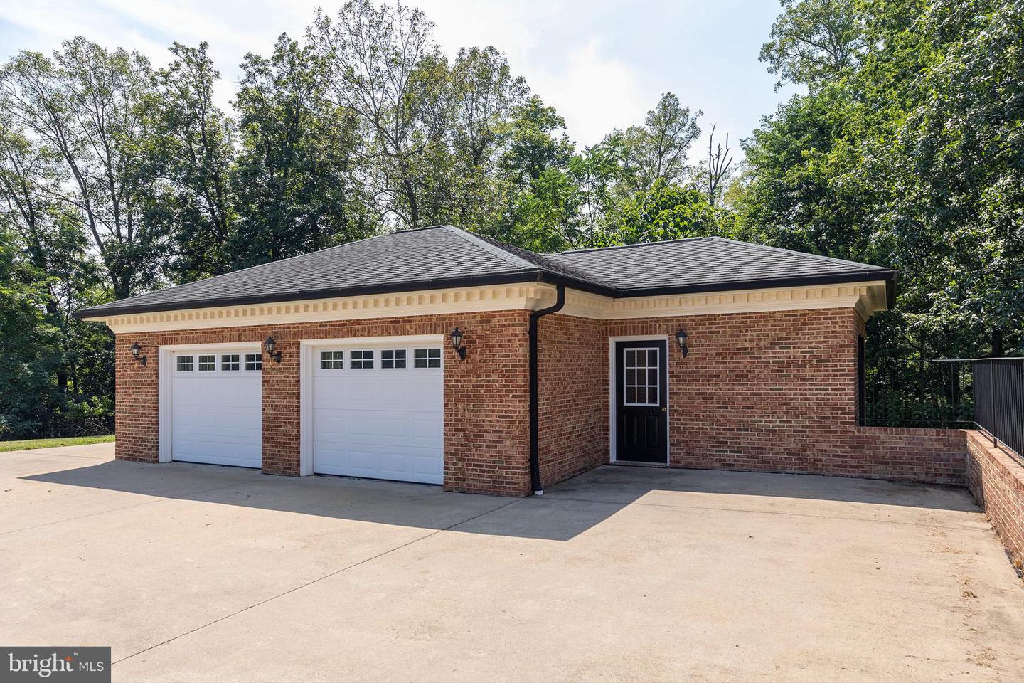 177 HATCHER DR, FRONT ROYAL, Virginia 22630, 4 Bedrooms Bedrooms, 12 Rooms Rooms,4 BathroomsBathrooms,Residential,For sale,177 HATCHER DR,VAWR2011552 MLS # VAWR2011552