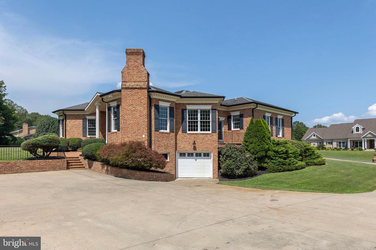 177 HATCHER DR, FRONT ROYAL, Virginia 22630, 4 Bedrooms Bedrooms, 12 Rooms Rooms,4 BathroomsBathrooms,Residential,For sale,177 HATCHER DR,VAWR2011552 MLS # VAWR2011552