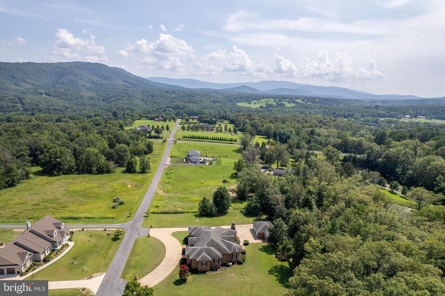 177 HATCHER DR, FRONT ROYAL, Virginia 22630, 4 Bedrooms Bedrooms, 12 Rooms Rooms,4 BathroomsBathrooms,Residential,For sale,177 HATCHER DR,VAWR2011552 MLS # VAWR2011552