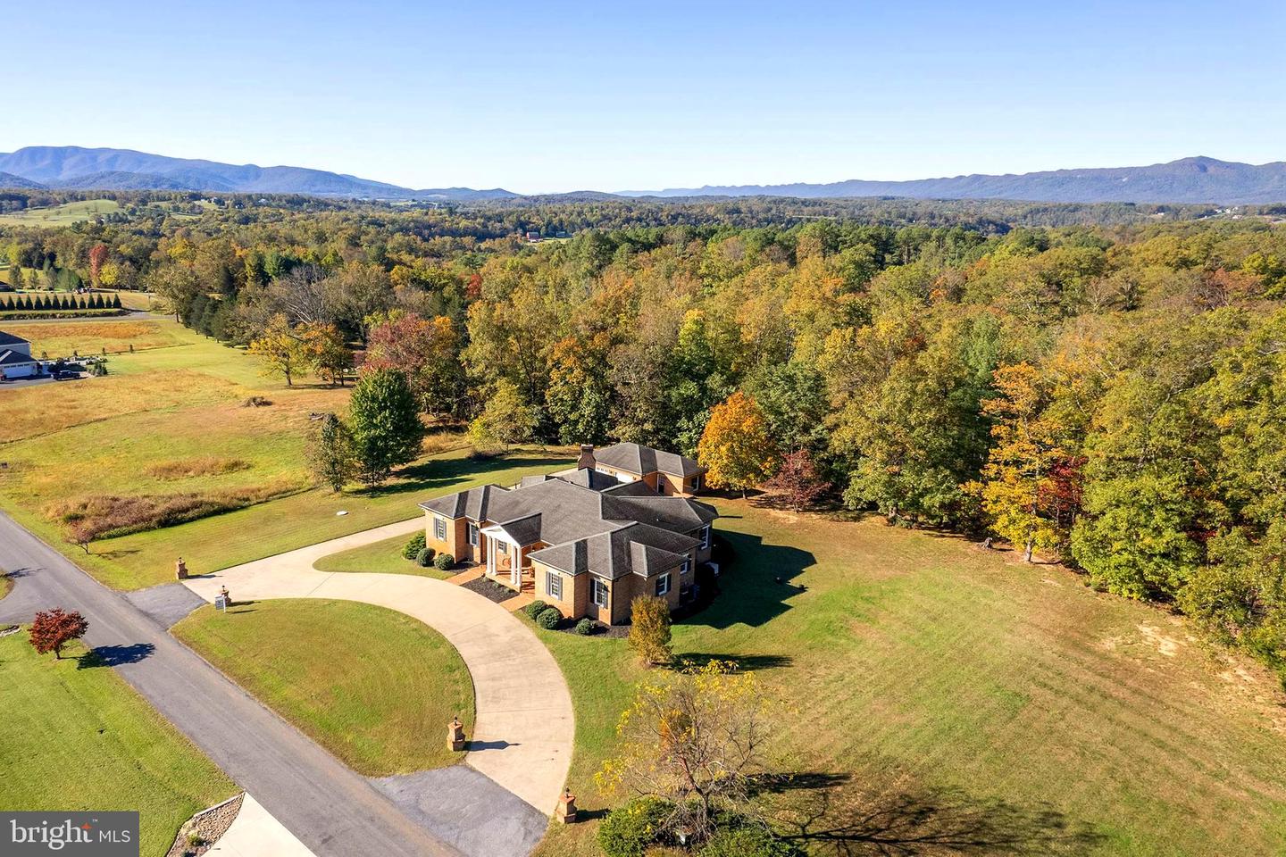 177 HATCHER DR, FRONT ROYAL, Virginia 22630, 4 Bedrooms Bedrooms, 12 Rooms Rooms,4 BathroomsBathrooms,Residential,For sale,177 HATCHER DR,VAWR2011552 MLS # VAWR2011552