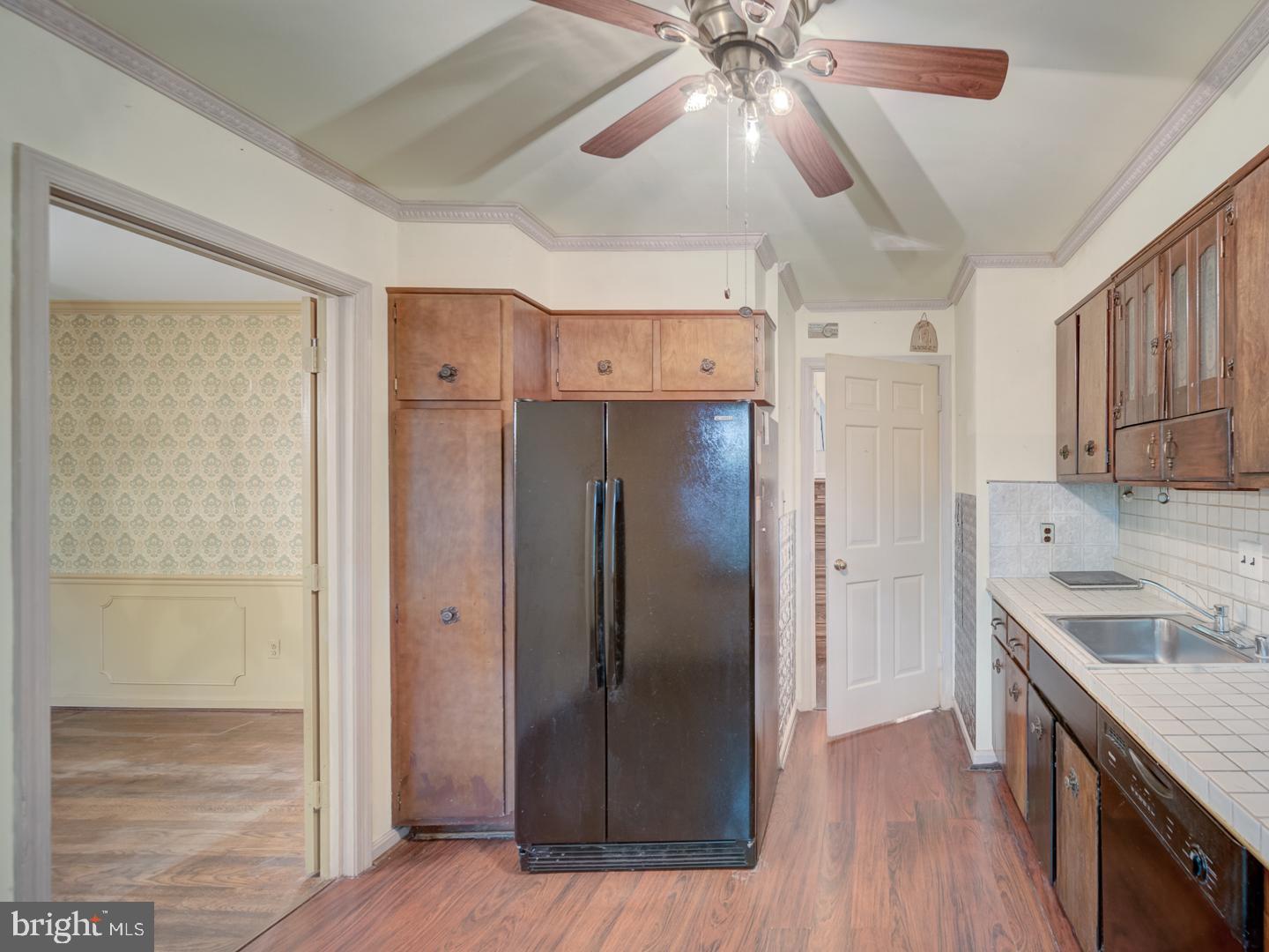 6607 MIDHILL PL, FALLS CHURCH, Virginia 22043, 3 Bedrooms Bedrooms, ,2 BathroomsBathrooms,Residential,For sale,6607 MIDHILL PL,VAFX2261888 MLS # VAFX2261888