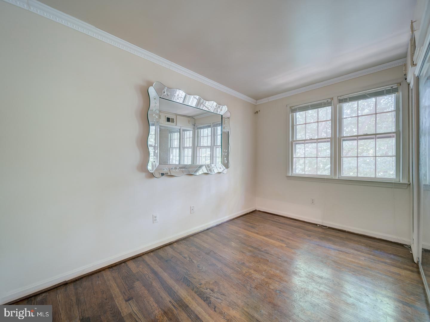 6607 MIDHILL PL, FALLS CHURCH, Virginia 22043, 3 Bedrooms Bedrooms, ,2 BathroomsBathrooms,Residential,For sale,6607 MIDHILL PL,VAFX2261888 MLS # VAFX2261888