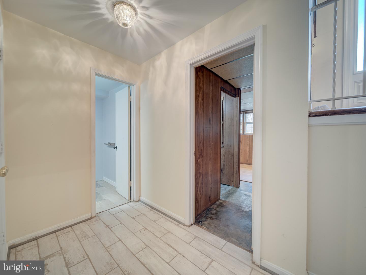 6607 MIDHILL PL, FALLS CHURCH, Virginia 22043, 3 Bedrooms Bedrooms, ,2 BathroomsBathrooms,Residential,For sale,6607 MIDHILL PL,VAFX2261888 MLS # VAFX2261888