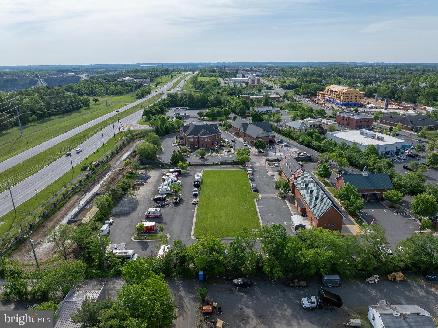 43140 TOWN HALL PLZ, CHANTILLY, Virginia 20152, ,Land,For sale,43140 TOWN HALL PLZ,VALO2113512 MLS # VALO2113512