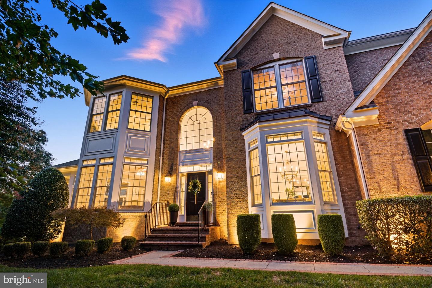 40488 WINDCROFT LN, ALDIE, Virginia 20105, 5 Bedrooms Bedrooms, 24 Rooms Rooms,4 BathroomsBathrooms,Residential,For sale,40488 WINDCROFT LN,VALO2107368 MLS # VALO2107368