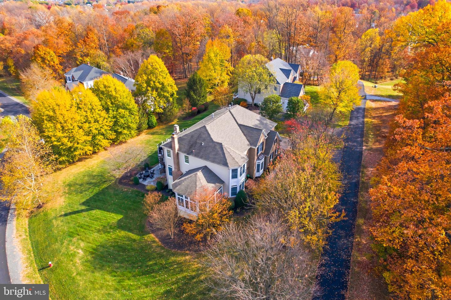 40488 WINDCROFT LN, ALDIE, Virginia 20105, 5 Bedrooms Bedrooms, 24 Rooms Rooms,4 BathroomsBathrooms,Residential,For sale,40488 WINDCROFT LN,VALO2107368 MLS # VALO2107368