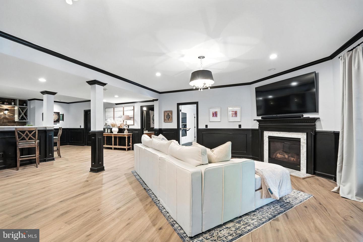 40488 WINDCROFT LN, ALDIE, Virginia 20105, 5 Bedrooms Bedrooms, 24 Rooms Rooms,4 BathroomsBathrooms,Residential,For sale,40488 WINDCROFT LN,VALO2107368 MLS # VALO2107368