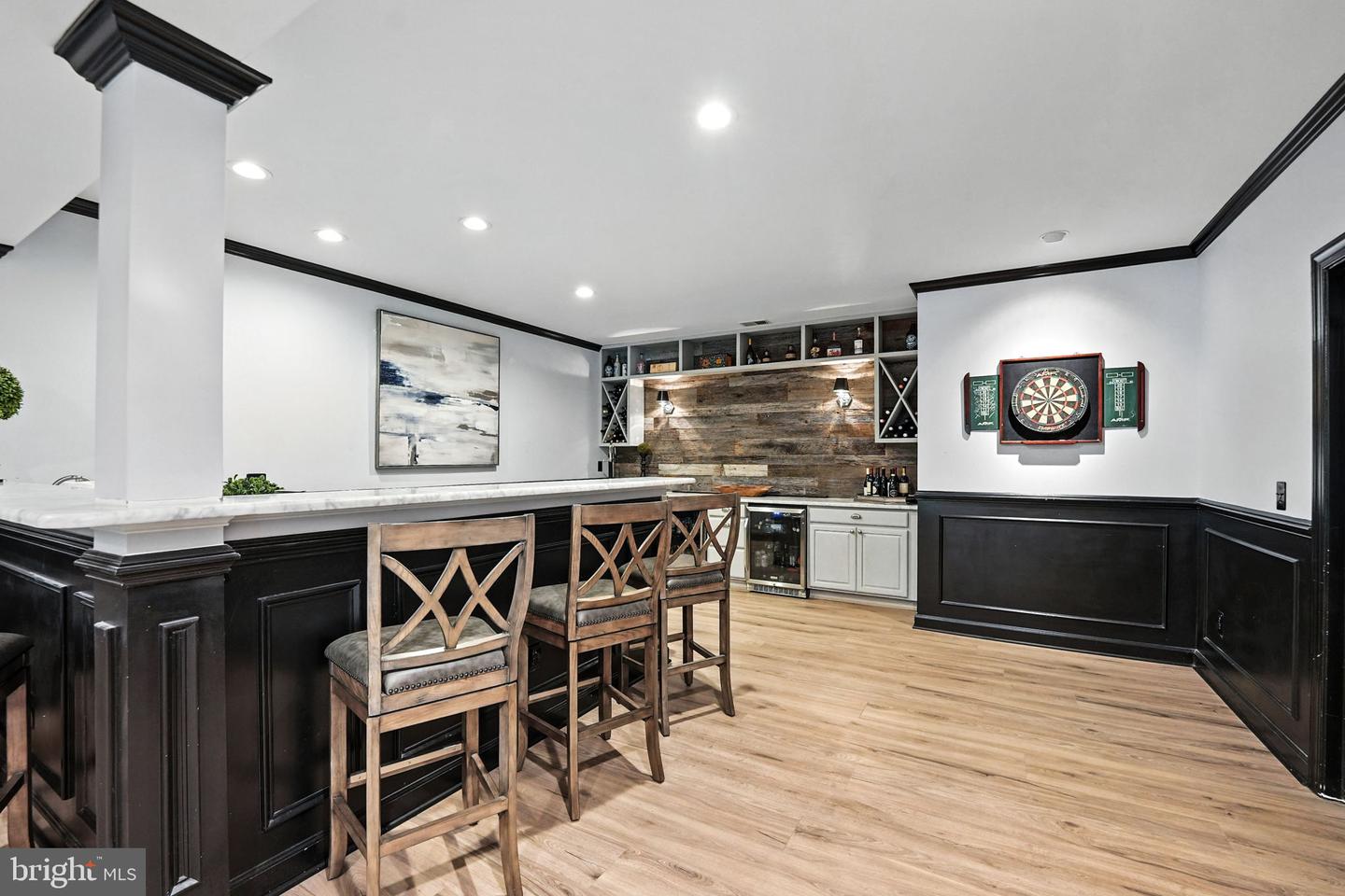 40488 WINDCROFT LN, ALDIE, Virginia 20105, 5 Bedrooms Bedrooms, 24 Rooms Rooms,4 BathroomsBathrooms,Residential,For sale,40488 WINDCROFT LN,VALO2107368 MLS # VALO2107368