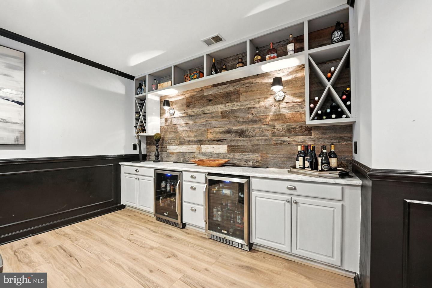 40488 WINDCROFT LN, ALDIE, Virginia 20105, 5 Bedrooms Bedrooms, 24 Rooms Rooms,4 BathroomsBathrooms,Residential,For sale,40488 WINDCROFT LN,VALO2107368 MLS # VALO2107368