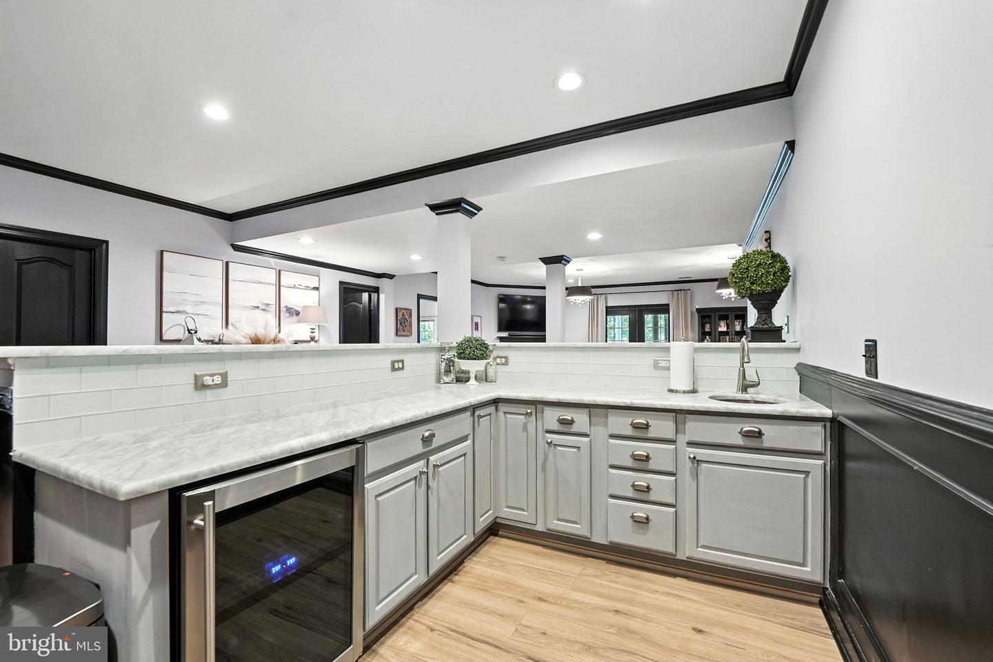 40488 WINDCROFT LN, ALDIE, Virginia 20105, 5 Bedrooms Bedrooms, 24 Rooms Rooms,4 BathroomsBathrooms,Residential,For sale,40488 WINDCROFT LN,VALO2107368 MLS # VALO2107368