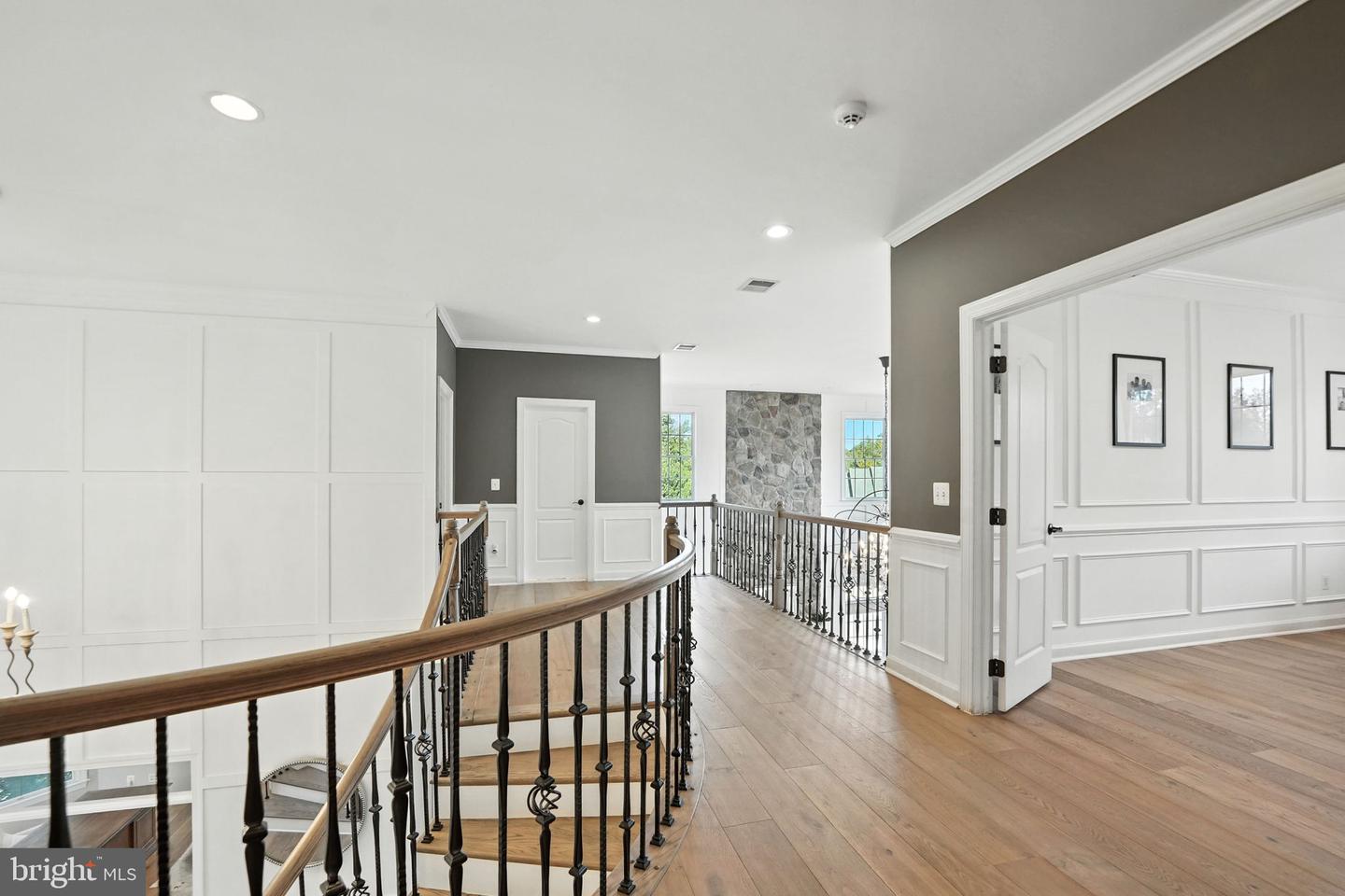 40488 WINDCROFT LN, ALDIE, Virginia 20105, 5 Bedrooms Bedrooms, 24 Rooms Rooms,4 BathroomsBathrooms,Residential,For sale,40488 WINDCROFT LN,VALO2107368 MLS # VALO2107368