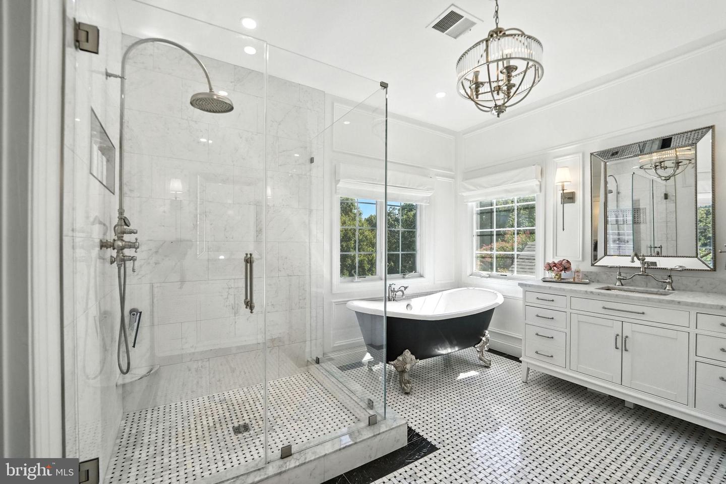 40488 WINDCROFT LN, ALDIE, Virginia 20105, 5 Bedrooms Bedrooms, 24 Rooms Rooms,4 BathroomsBathrooms,Residential,For sale,40488 WINDCROFT LN,VALO2107368 MLS # VALO2107368