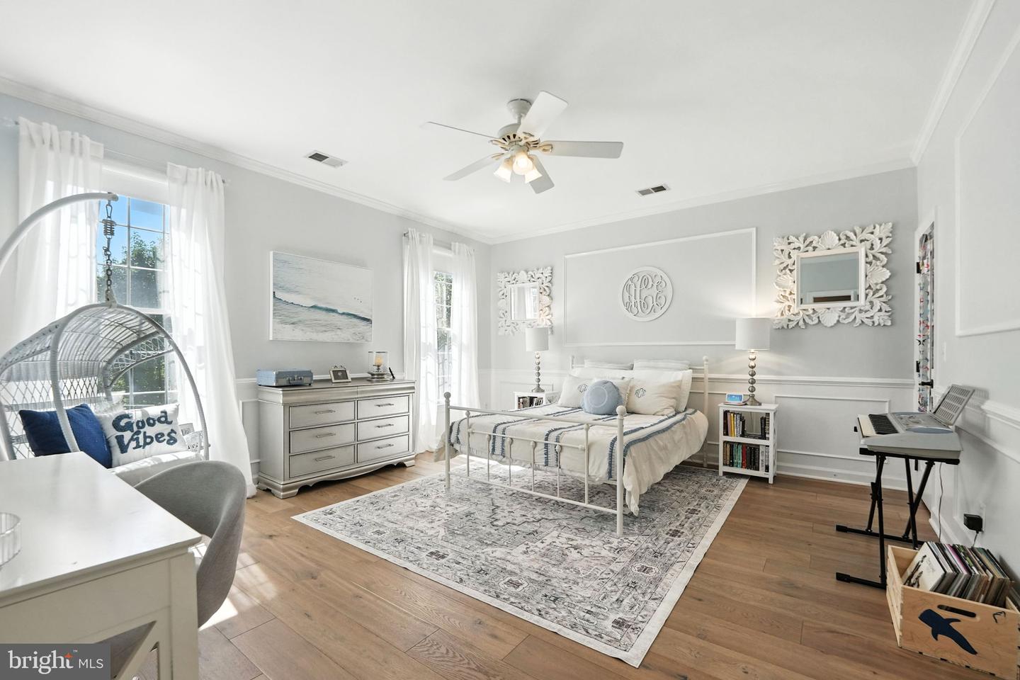 40488 WINDCROFT LN, ALDIE, Virginia 20105, 5 Bedrooms Bedrooms, 24 Rooms Rooms,4 BathroomsBathrooms,Residential,For sale,40488 WINDCROFT LN,VALO2107368 MLS # VALO2107368