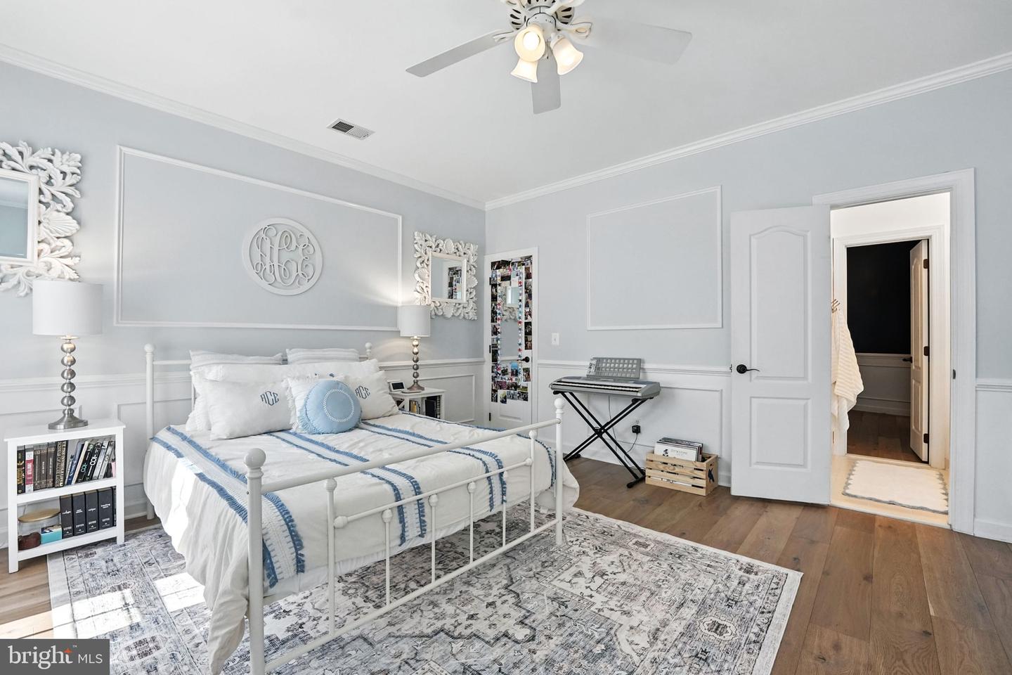 40488 WINDCROFT LN, ALDIE, Virginia 20105, 5 Bedrooms Bedrooms, 24 Rooms Rooms,4 BathroomsBathrooms,Residential,For sale,40488 WINDCROFT LN,VALO2107368 MLS # VALO2107368