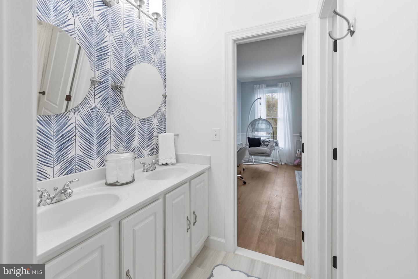 40488 WINDCROFT LN, ALDIE, Virginia 20105, 5 Bedrooms Bedrooms, 24 Rooms Rooms,4 BathroomsBathrooms,Residential,For sale,40488 WINDCROFT LN,VALO2107368 MLS # VALO2107368