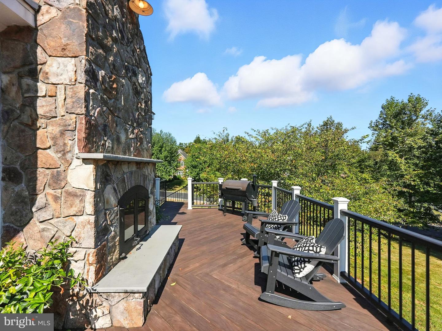 40488 WINDCROFT LN, ALDIE, Virginia 20105, 5 Bedrooms Bedrooms, 24 Rooms Rooms,4 BathroomsBathrooms,Residential,For sale,40488 WINDCROFT LN,VALO2107368 MLS # VALO2107368