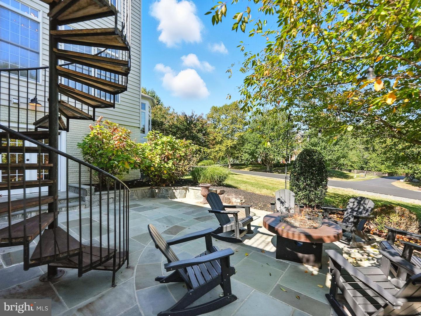 40488 WINDCROFT LN, ALDIE, Virginia 20105, 5 Bedrooms Bedrooms, 24 Rooms Rooms,4 BathroomsBathrooms,Residential,For sale,40488 WINDCROFT LN,VALO2107368 MLS # VALO2107368