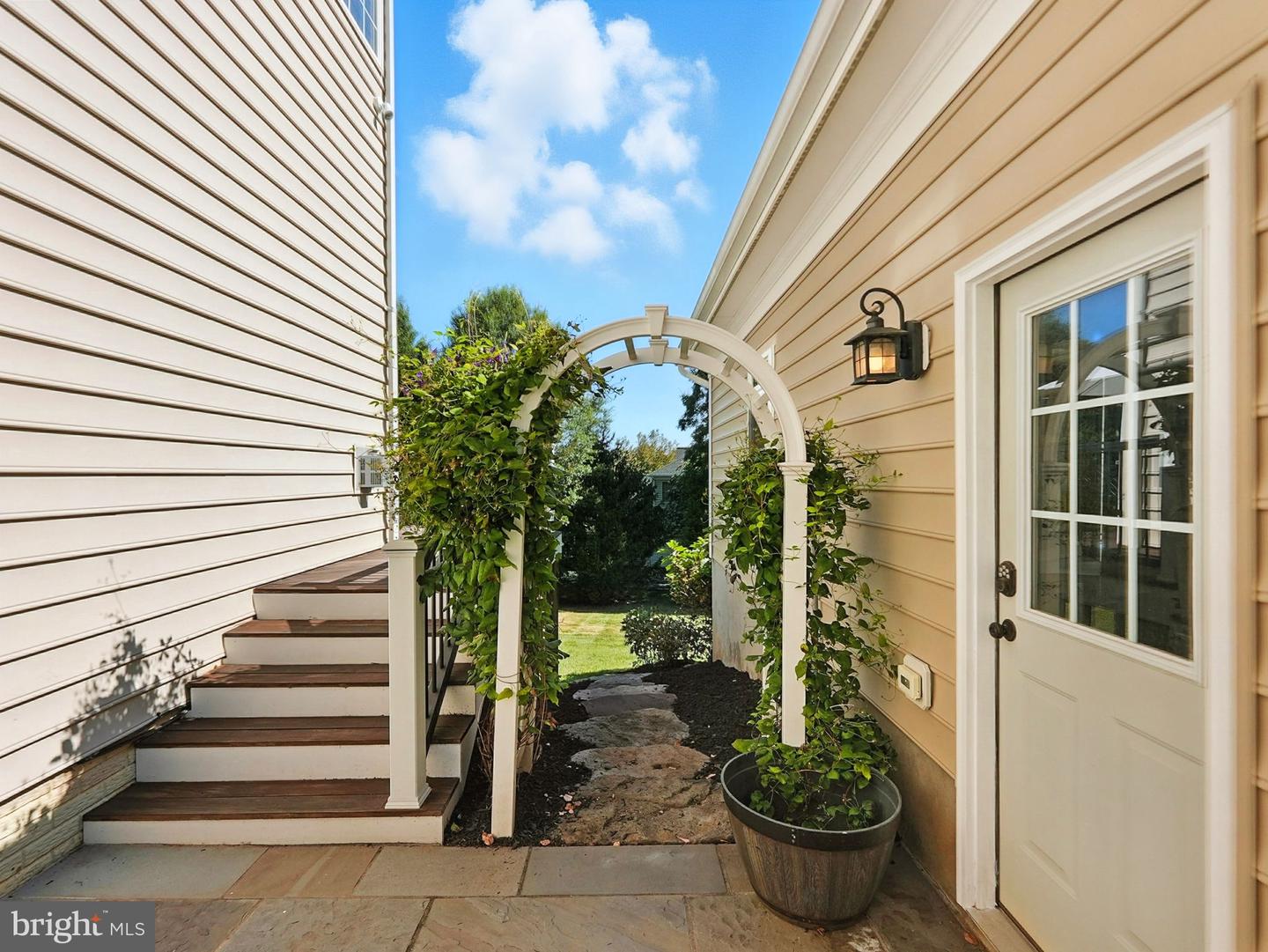 40488 WINDCROFT LN, ALDIE, Virginia 20105, 5 Bedrooms Bedrooms, 24 Rooms Rooms,4 BathroomsBathrooms,Residential,For sale,40488 WINDCROFT LN,VALO2107368 MLS # VALO2107368