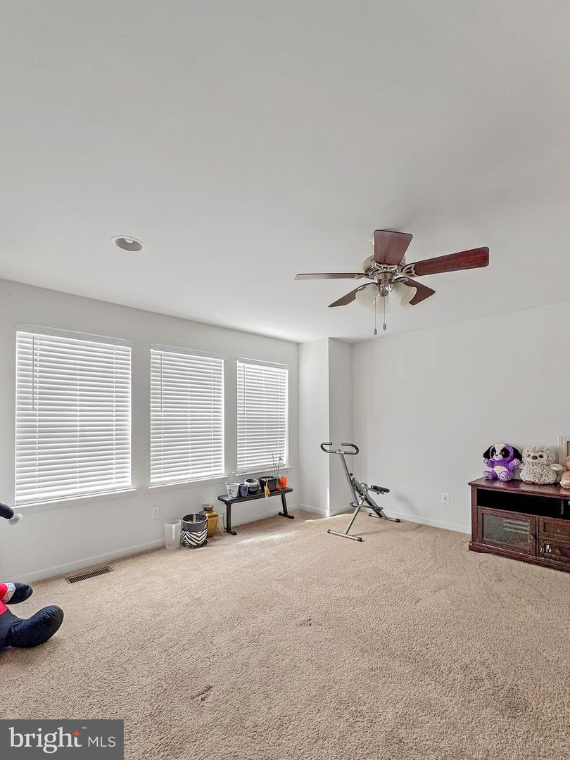 9 PLOWSHARE CT, STAFFORD, Virginia 22554, 5 Bedrooms Bedrooms, ,4 BathroomsBathrooms,Residential,For sale,9 PLOWSHARE CT,VAST2042882 MLS # VAST2042882