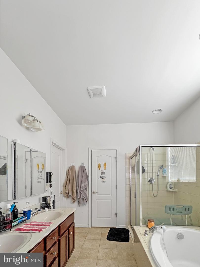 9 PLOWSHARE CT, STAFFORD, Virginia 22554, 5 Bedrooms Bedrooms, ,4 BathroomsBathrooms,Residential,For sale,9 PLOWSHARE CT,VAST2042882 MLS # VAST2042882