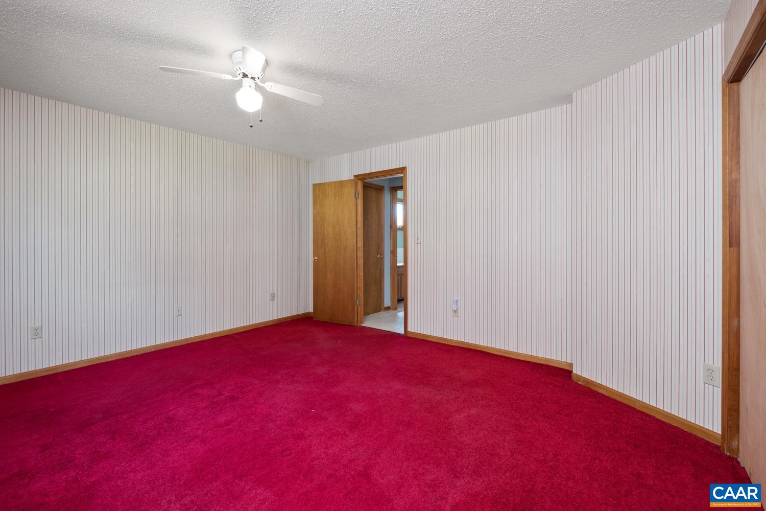 634 AUGUSTA FARMS RD, WAYNESBORO, Virginia 22980, 3 Bedrooms Bedrooms, ,3 BathroomsBathrooms,Residential,634 AUGUSTA FARMS RD,666370 MLS # 666370