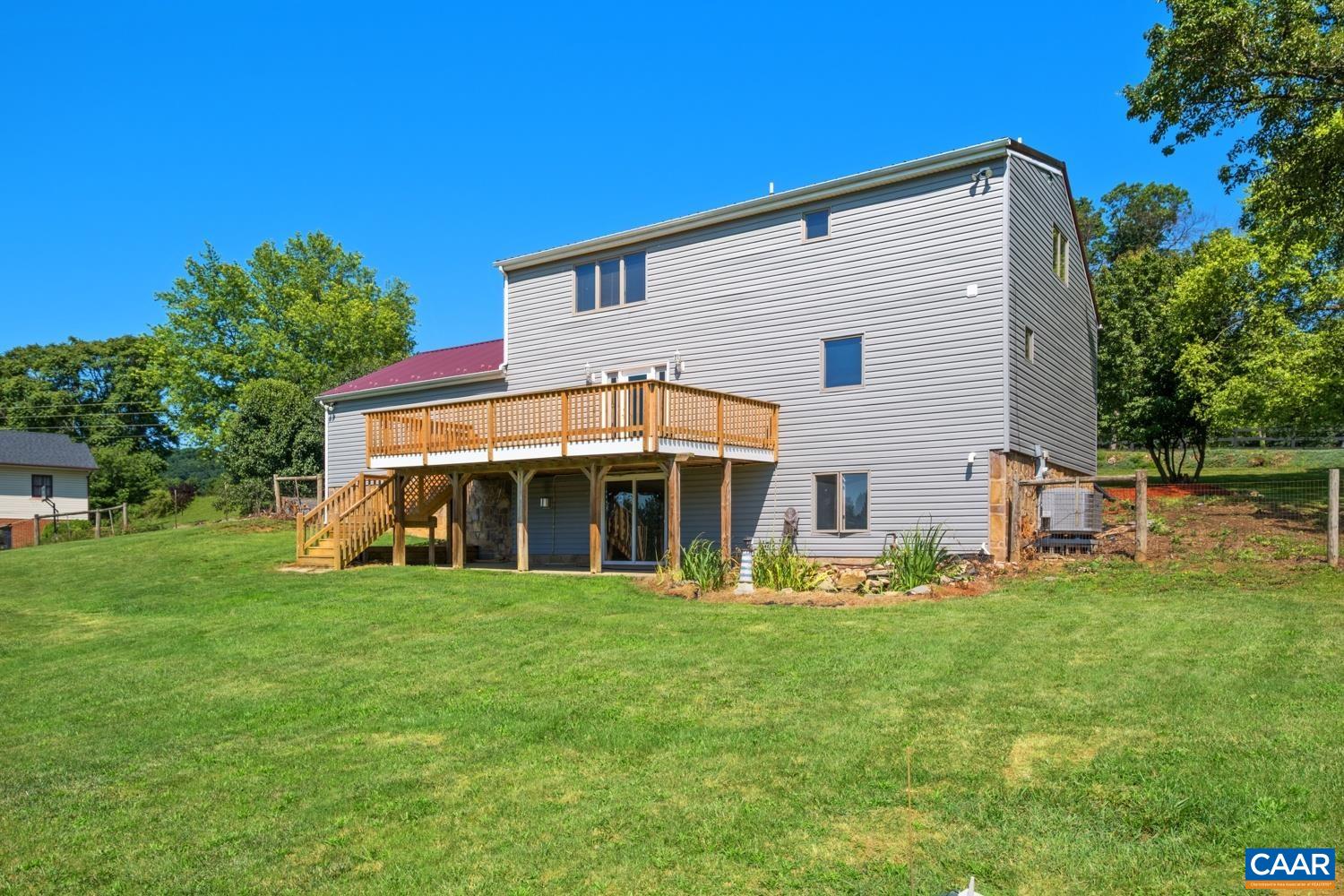 634 AUGUSTA FARMS RD, WAYNESBORO, Virginia 22980, 3 Bedrooms Bedrooms, ,3 BathroomsBathrooms,Residential,634 AUGUSTA FARMS RD,666370 MLS # 666370