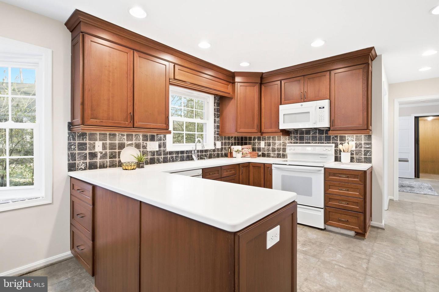 10127 RED SPRUCE RD, FAIRFAX, Virginia 22032, 5 Bedrooms Bedrooms, ,3 BathroomsBathrooms,Residential,For sale,10127 RED SPRUCE RD,VAFX2272972 MLS # VAFX2272972