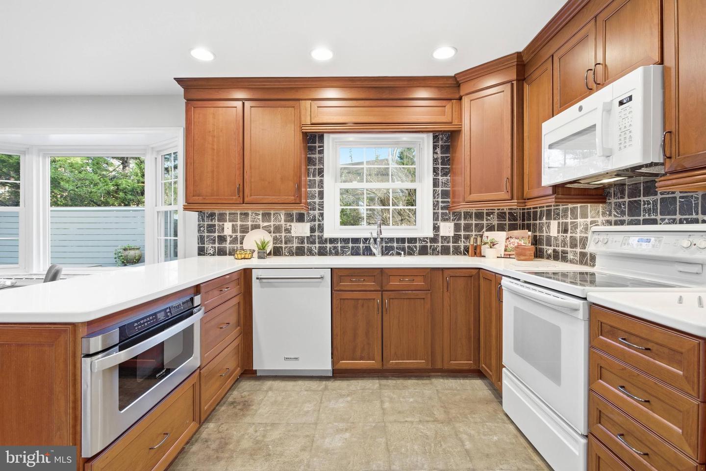 10127 RED SPRUCE RD, FAIRFAX, Virginia 22032, 5 Bedrooms Bedrooms, ,3 BathroomsBathrooms,Residential,For sale,10127 RED SPRUCE RD,VAFX2272972 MLS # VAFX2272972