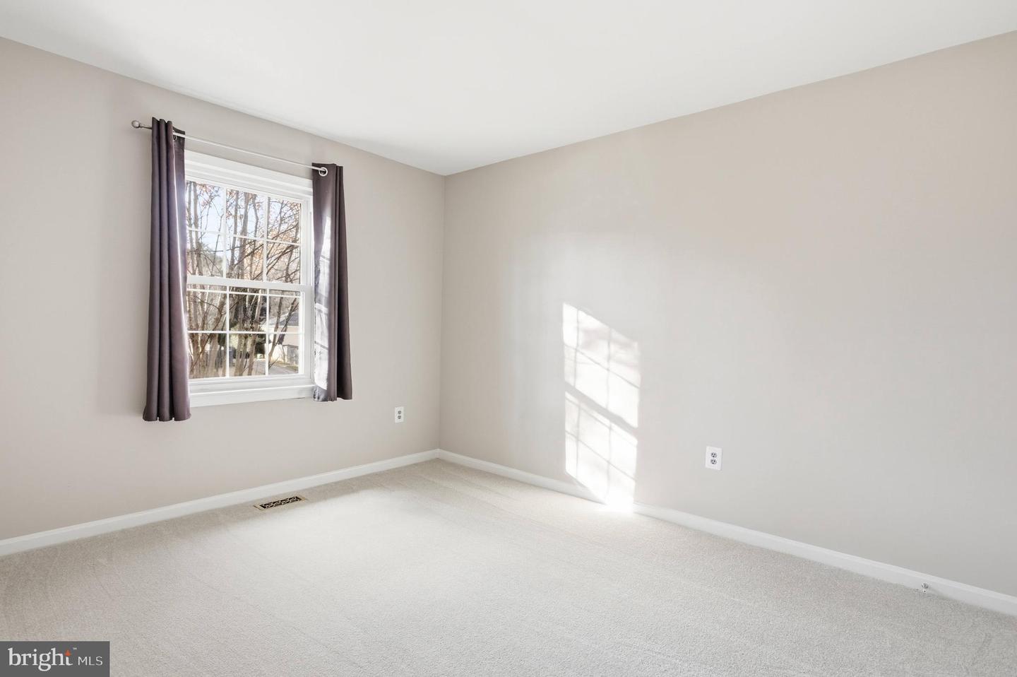 10127 RED SPRUCE RD, FAIRFAX, Virginia 22032, 5 Bedrooms Bedrooms, ,3 BathroomsBathrooms,Residential,For sale,10127 RED SPRUCE RD,VAFX2272972 MLS # VAFX2272972