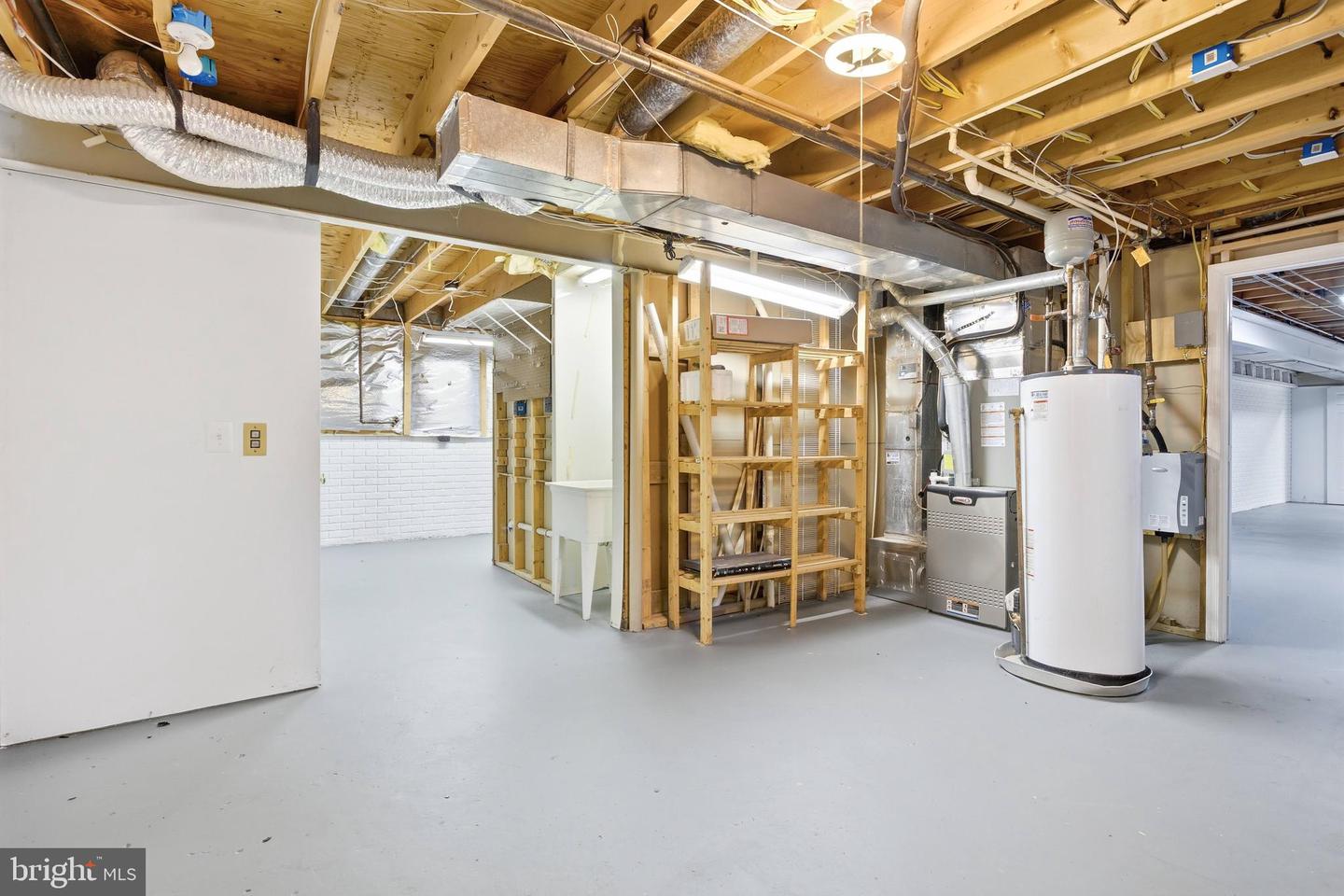 10127 RED SPRUCE RD, FAIRFAX, Virginia 22032, 5 Bedrooms Bedrooms, ,3 BathroomsBathrooms,Residential,For sale,10127 RED SPRUCE RD,VAFX2272972 MLS # VAFX2272972