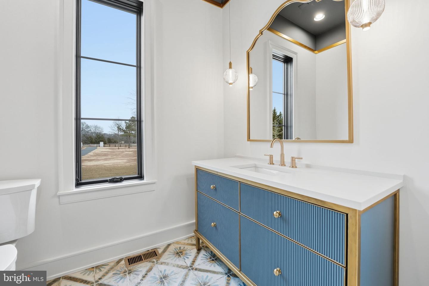 4410 DOGWOOD TREE CT, HAYMARKET, Virginia 20169, 5 Bedrooms Bedrooms, 11 Rooms Rooms,5 BathroomsBathrooms,Residential,For sale,4410 DOGWOOD TREE CT,VAPW2105610 MLS # VAPW2105610