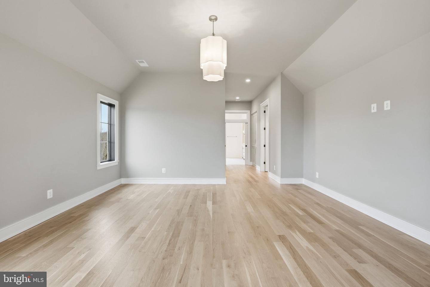 4410 DOGWOOD TREE CT, HAYMARKET, Virginia 20169, 5 Bedrooms Bedrooms, 11 Rooms Rooms,5 BathroomsBathrooms,Residential,For sale,4410 DOGWOOD TREE CT,VAPW2105610 MLS # VAPW2105610