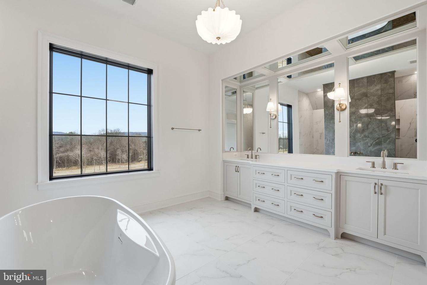 4410 DOGWOOD TREE CT, HAYMARKET, Virginia 20169, 5 Bedrooms Bedrooms, 11 Rooms Rooms,5 BathroomsBathrooms,Residential,For sale,4410 DOGWOOD TREE CT,VAPW2105610 MLS # VAPW2105610