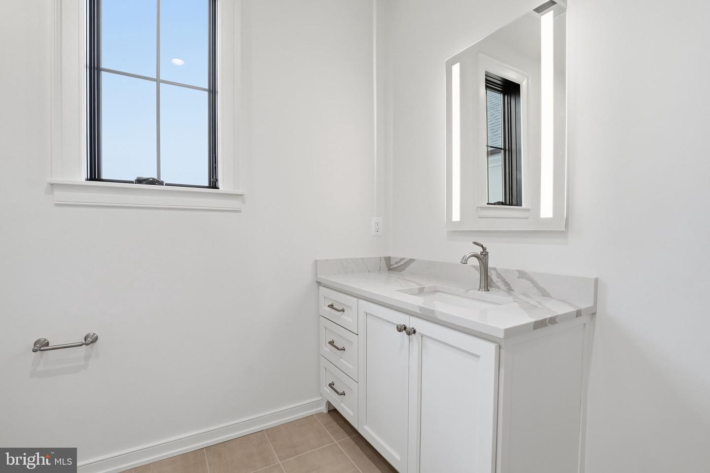 4410 DOGWOOD TREE CT, HAYMARKET, Virginia 20169, 5 Bedrooms Bedrooms, 11 Rooms Rooms,5 BathroomsBathrooms,Residential,For sale,4410 DOGWOOD TREE CT,VAPW2105610 MLS # VAPW2105610