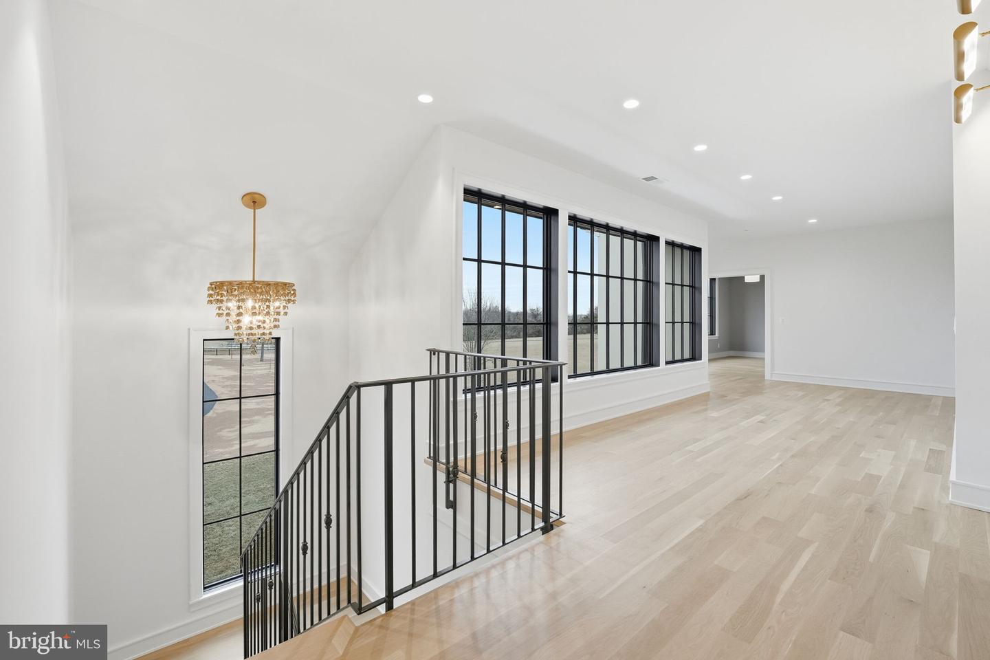 4410 DOGWOOD TREE CT, HAYMARKET, Virginia 20169, 5 Bedrooms Bedrooms, 11 Rooms Rooms,5 BathroomsBathrooms,Residential,For sale,4410 DOGWOOD TREE CT,VAPW2105610 MLS # VAPW2105610