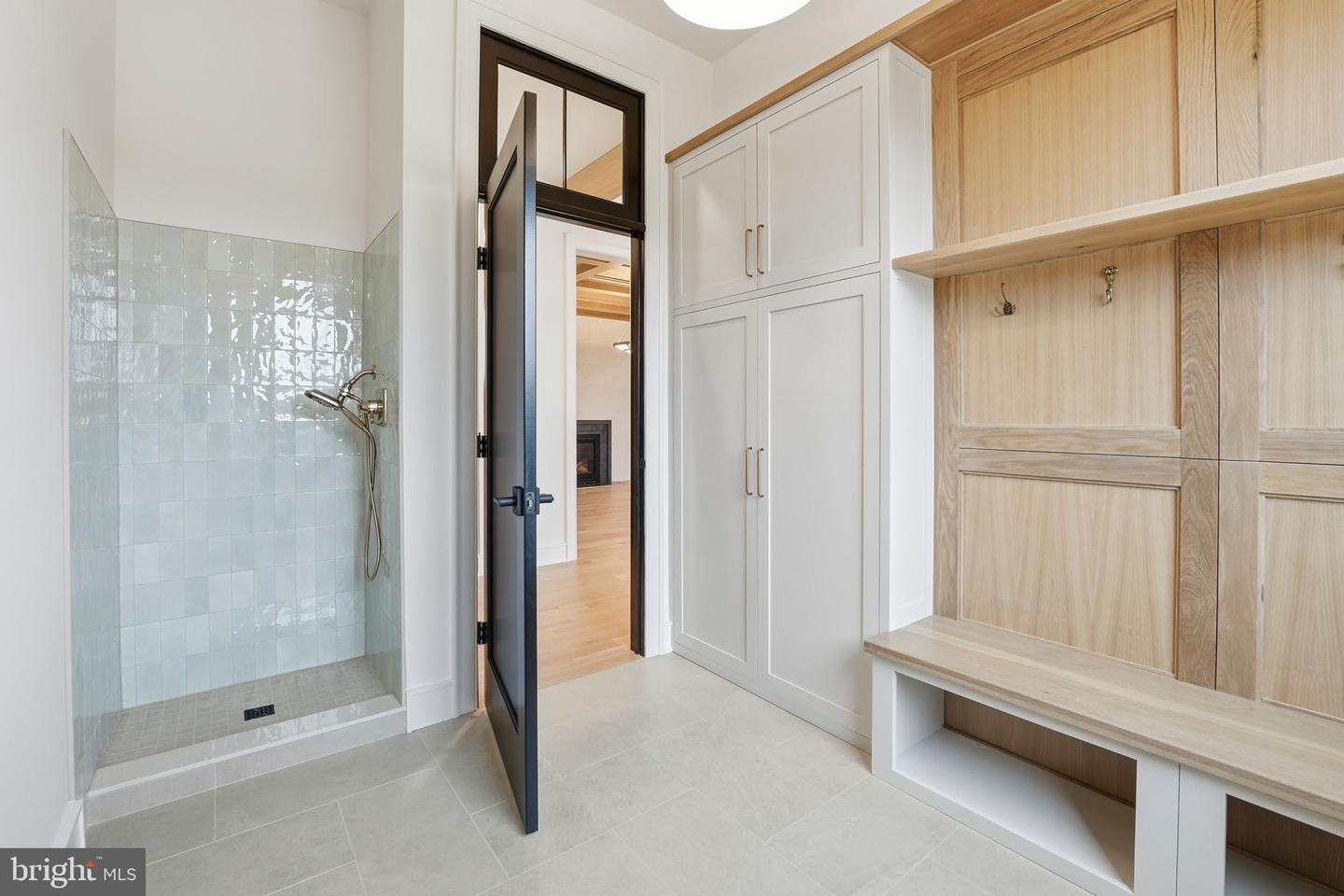 4410 DOGWOOD TREE CT, HAYMARKET, Virginia 20169, 5 Bedrooms Bedrooms, 11 Rooms Rooms,5 BathroomsBathrooms,Residential,For sale,4410 DOGWOOD TREE CT,VAPW2105610 MLS # VAPW2105610