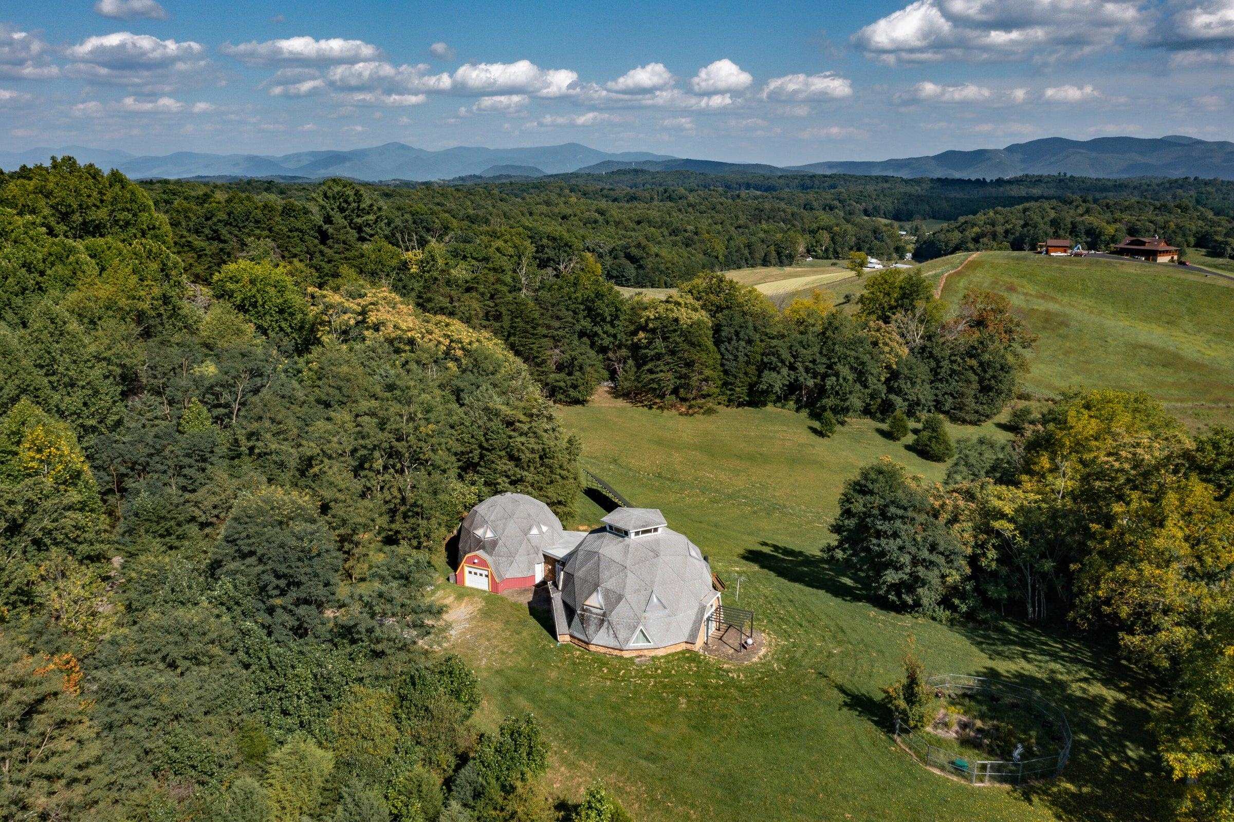 Magnificent rolling hills and pastures between the mountains.