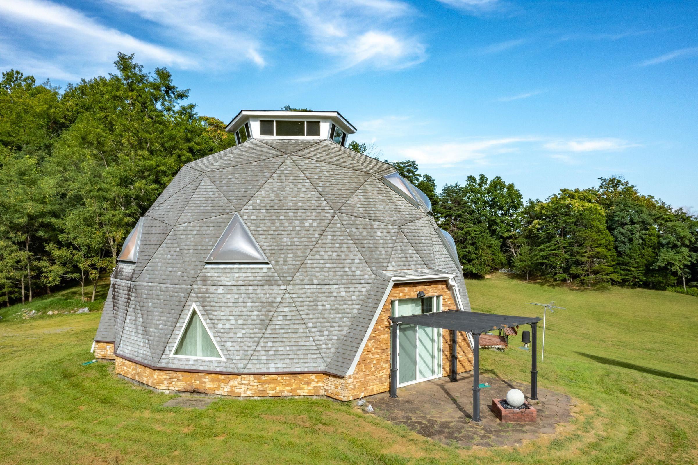 Patio outside the main Dome.
