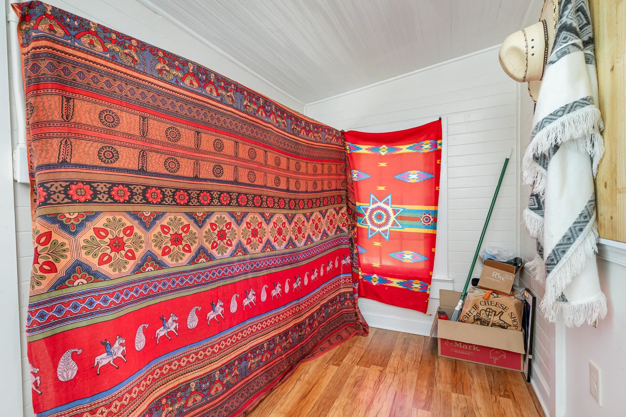 406 6TH ST, LURAY, Virginia 22835, 3 Bedrooms Bedrooms, ,1 BathroomBathrooms,Residential,406 6TH ST,672256 MLS # 672256