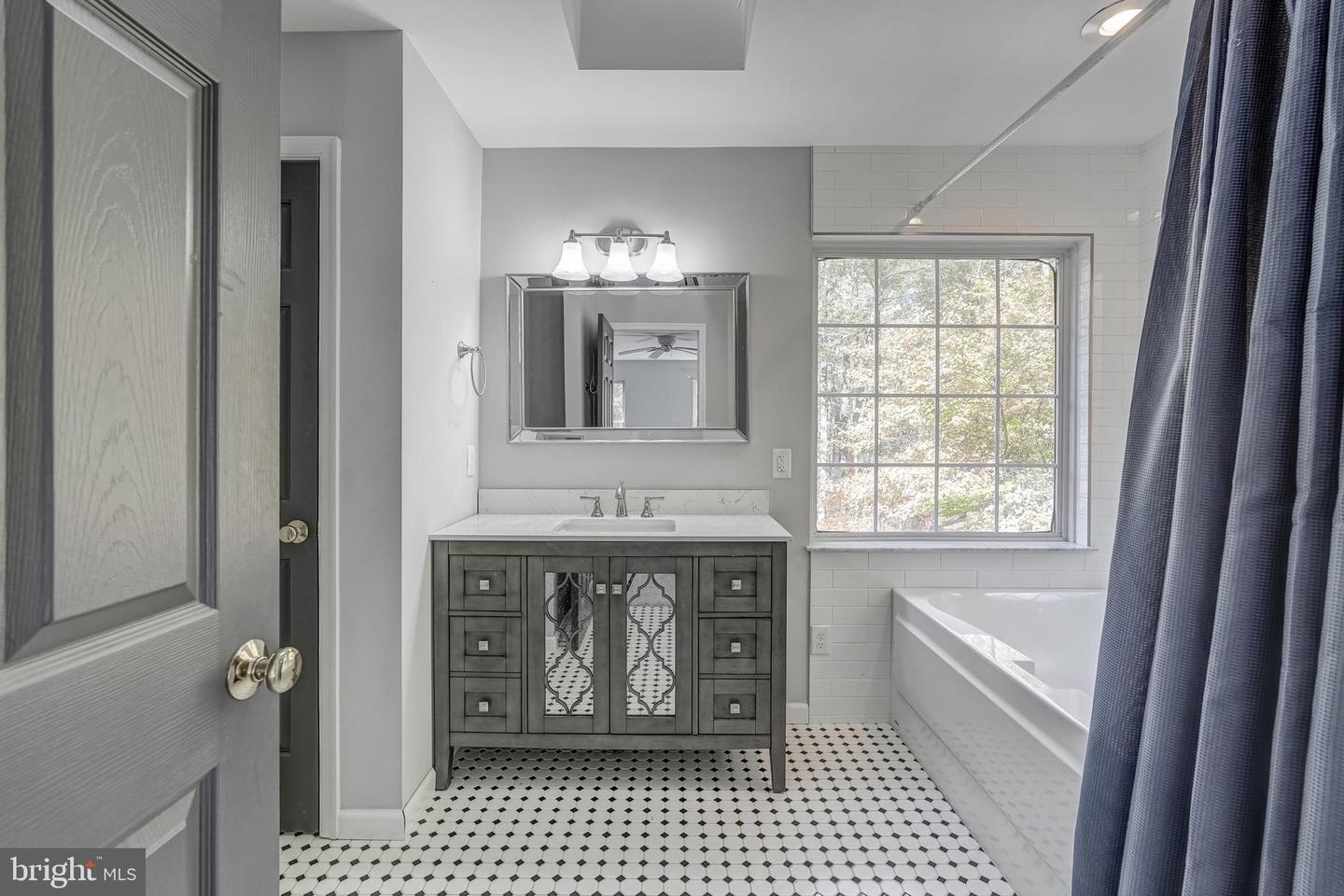 406 SAINT IVY AVE, TROY, Virginia 22974, 4 Bedrooms Bedrooms, 14 Rooms Rooms,2 BathroomsBathrooms,Residential,For sale,406 SAINT IVY AVE,VALA2008812 MLS # VALA2008812