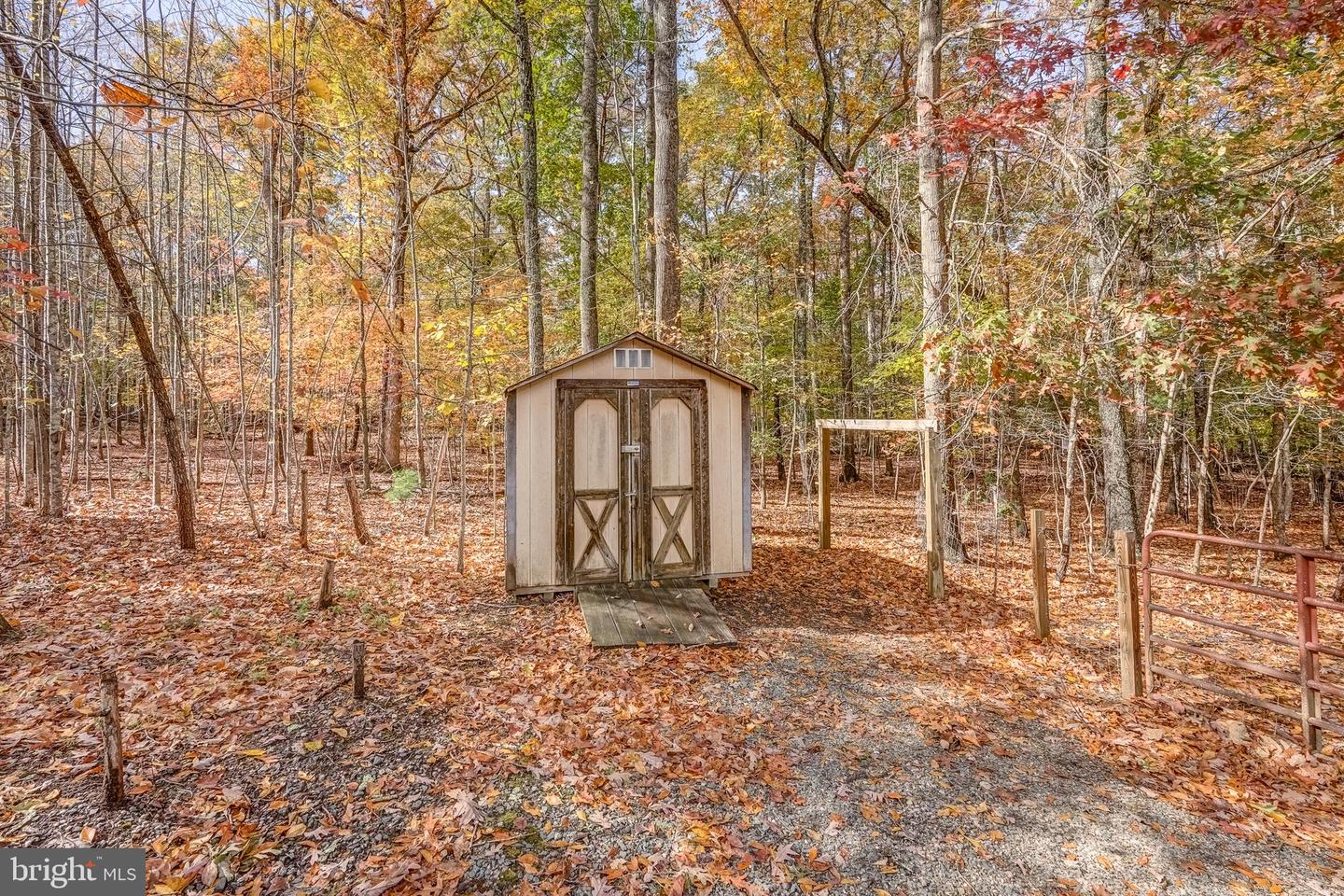 406 SAINT IVY AVE, TROY, Virginia 22974, 4 Bedrooms Bedrooms, 14 Rooms Rooms,2 BathroomsBathrooms,Residential,For sale,406 SAINT IVY AVE,VALA2008812 MLS # VALA2008812